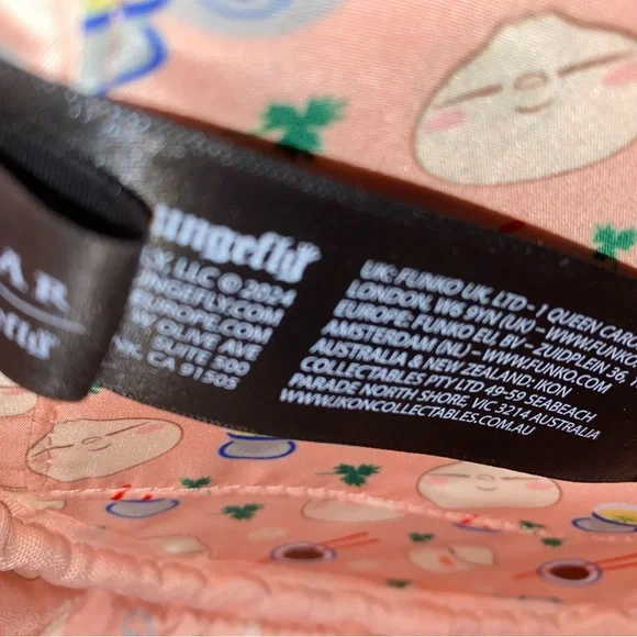 Disney-Pixar Bao Dumpling crossbody bag nwt - Picture 3 of 5